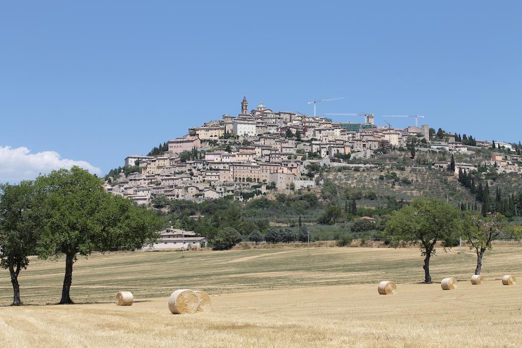 Residenza Sant'Emiliano Hotell Trevi Eksteriør bilde